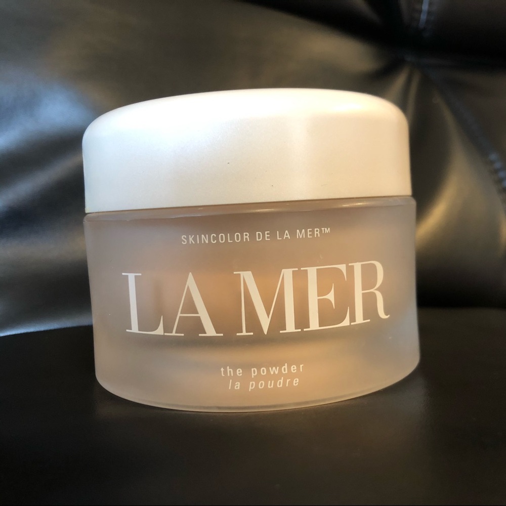 La Mer loose powder 25gr in Neutral.